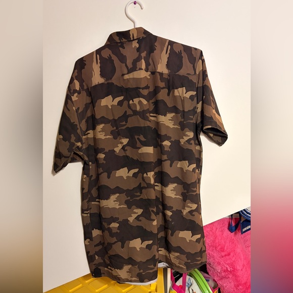 Men's Camouflage Button Down Shirt - Picture 3 of 5